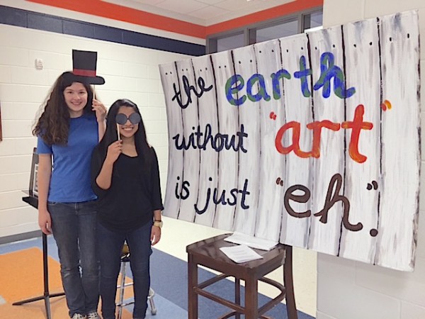 arts & entertainment-living-fine arts night