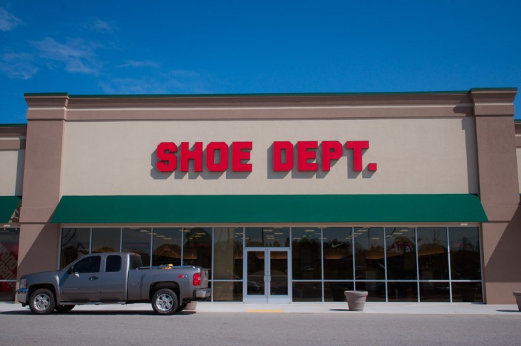 shopping center-018 shoe dept