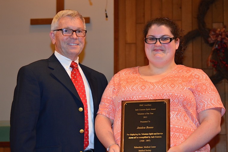 living-HMC volunteer of the year Beeso