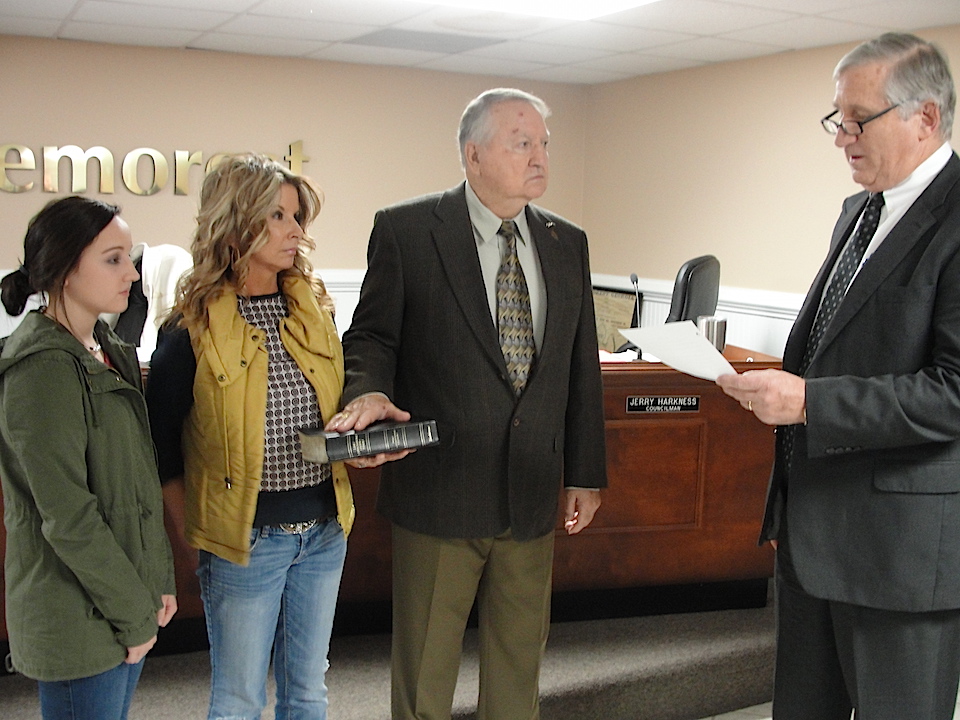 John Popham is sworn into office by Judge Verdure. Popham has served 40 years on the Demorest City Council. (PHOTO/City of Demorest)