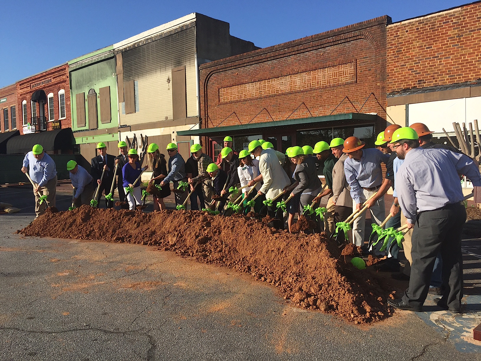 Clarkesville groundbreaking