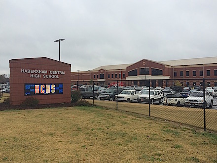 HCHS Habersham Central High School exterior