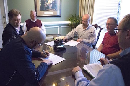 TMU-Contract-Signing