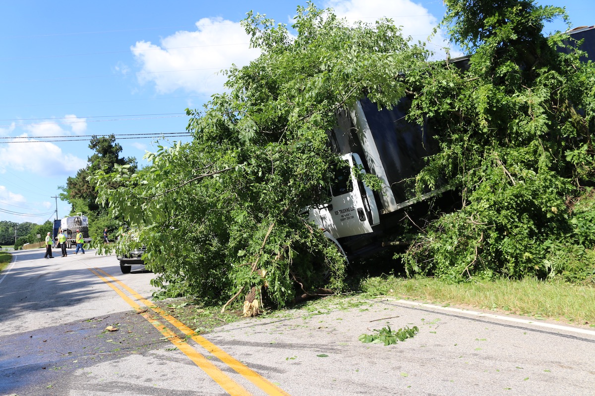Dick's Hill Parkway and Hazel Creek Road box truck accident1