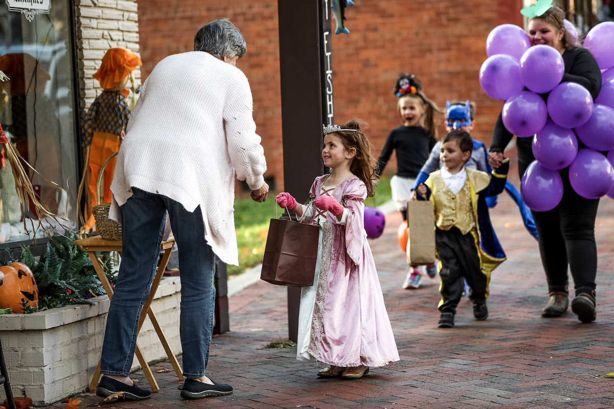 Clarkesville Trick-Or-Treat on the Square 201920