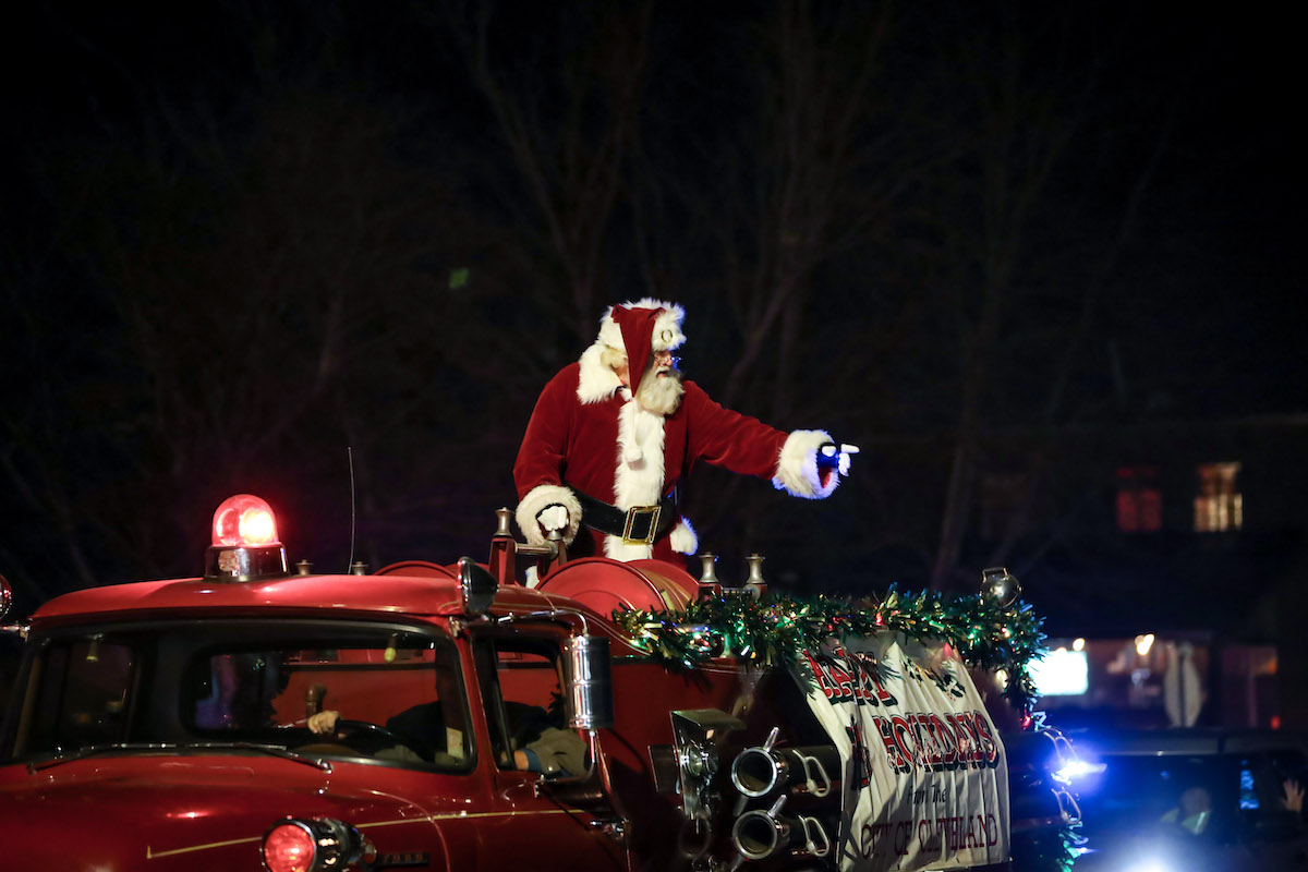 Christmas in the Mountains & Lighted Christmas Parade 201925