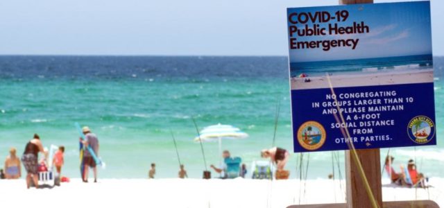 covidbeachsign-640x300