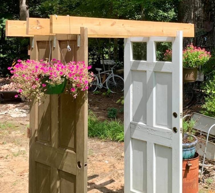 GTG Hanging baskets winner