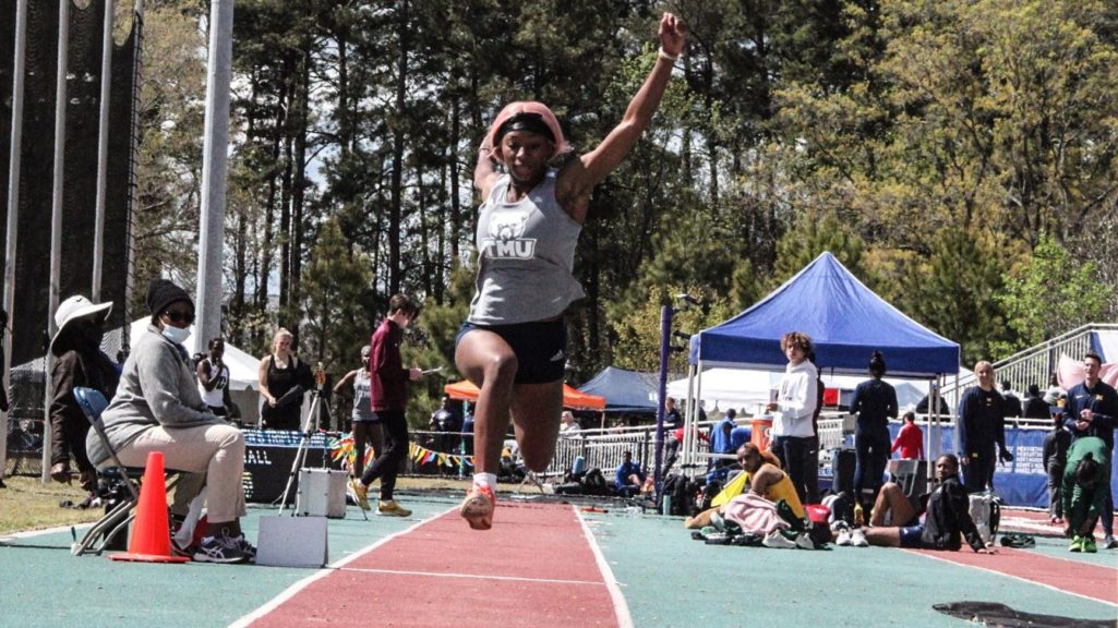 TMU’s Hall crowned national champ at NAIA tournament