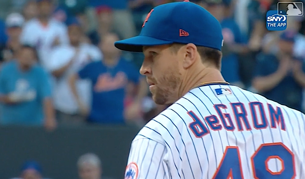Dominant deGrom pitches surging Mets to 5-2 win over Braves