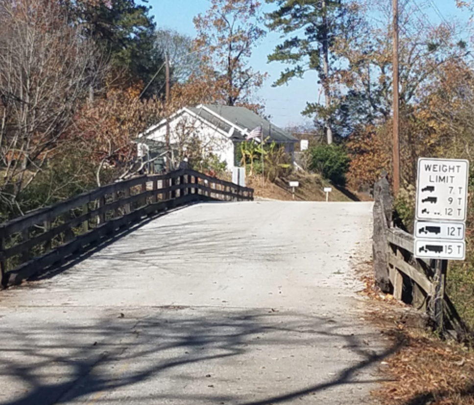 Hoyt Street Bridge2022-11-06 at 8.53.48 AM 2