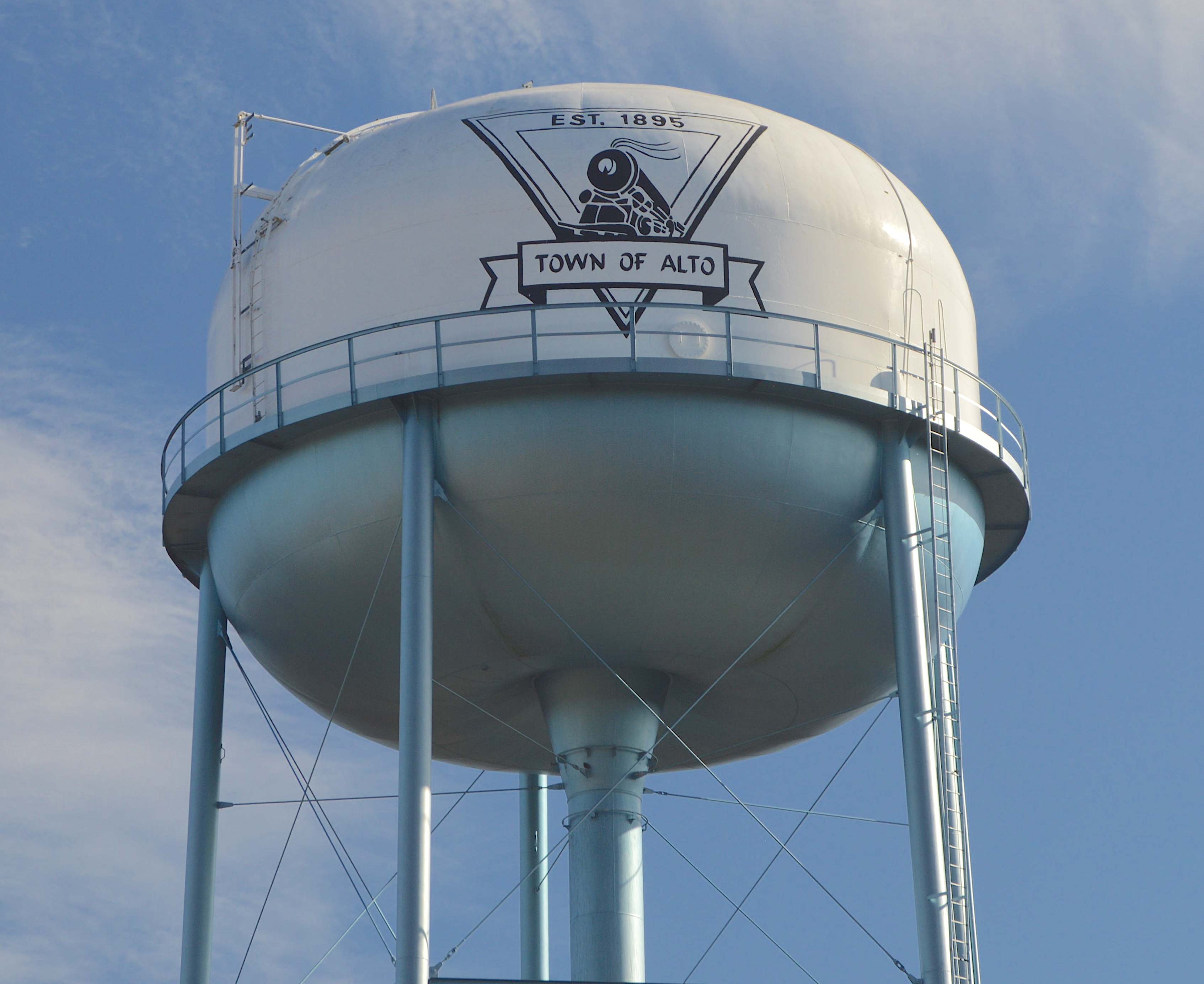 Alto Water Tank