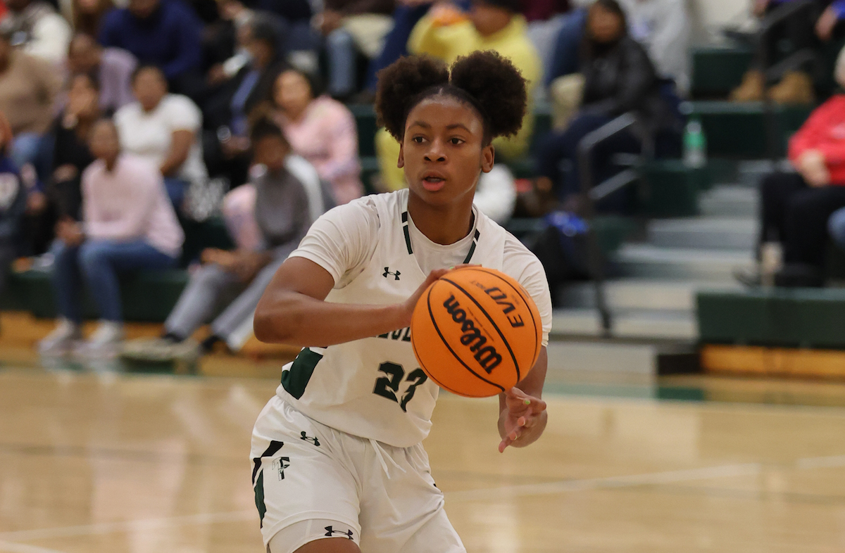 Denika Lightbourne 2023 POFFENBERGER