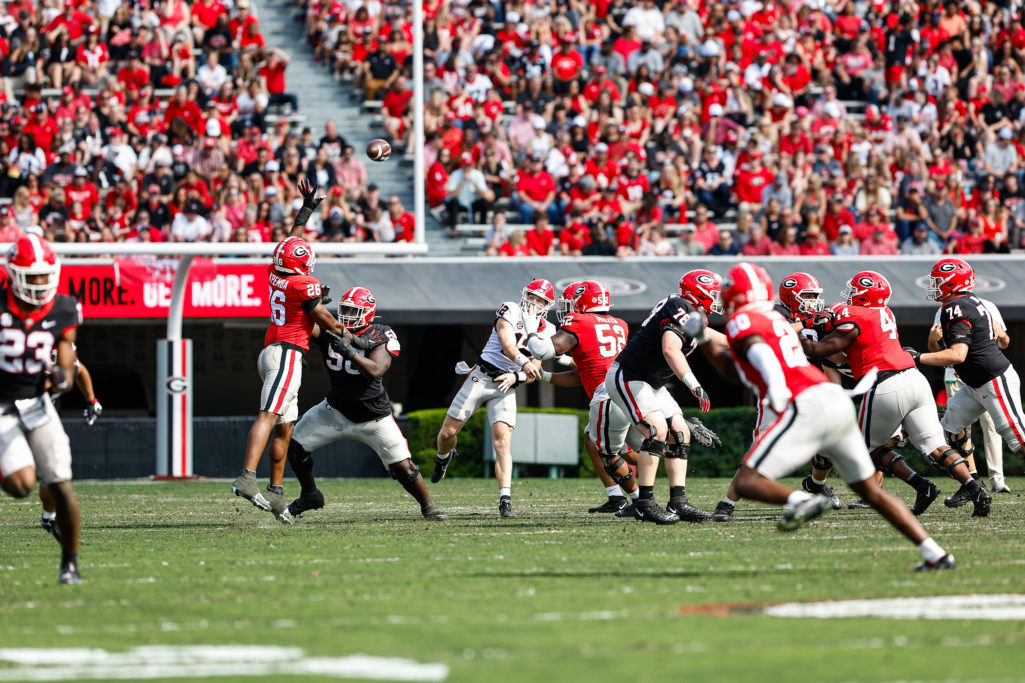 G-Day: Red beats black in UGA spring practice finale