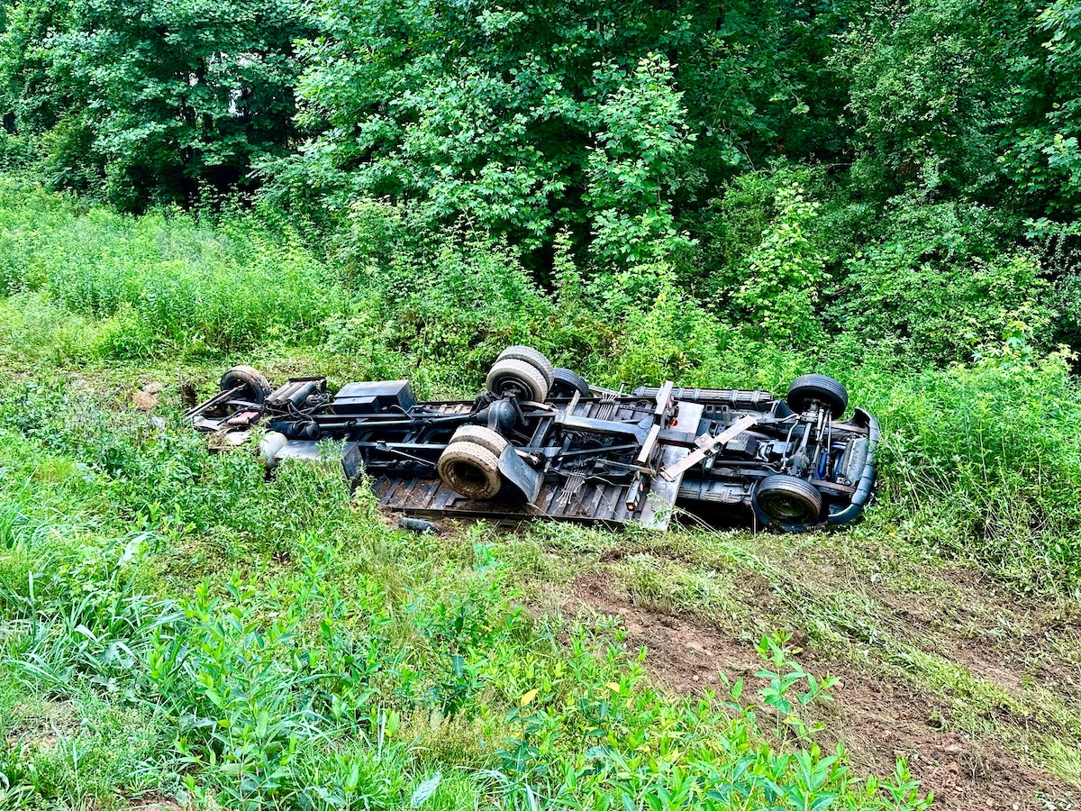 Cannon Bridge Road wreck1