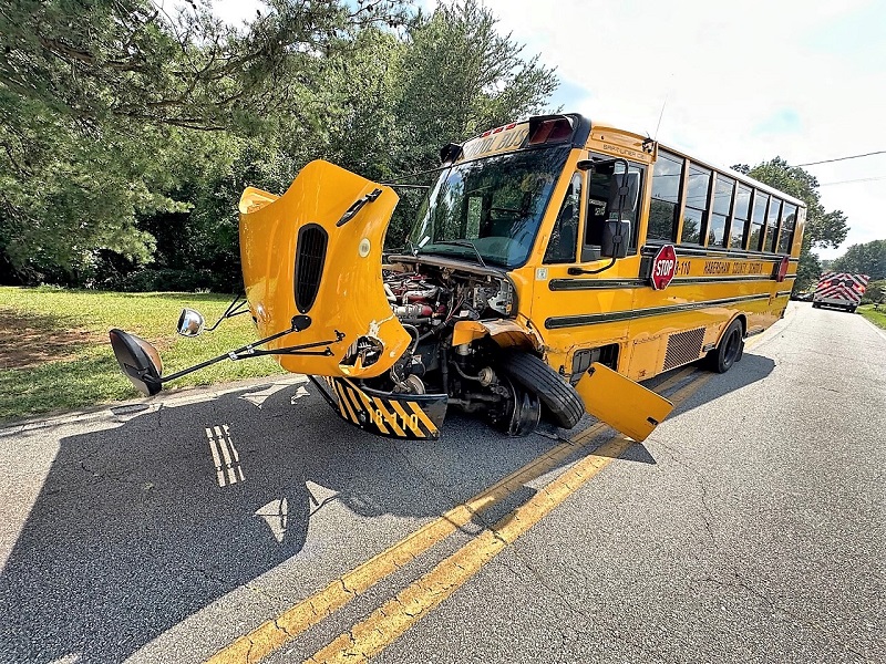 8.31.23 School bus wreck 5 SO.RM