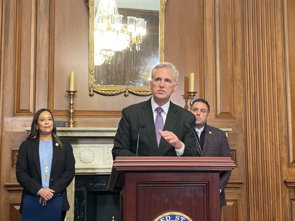 Government shutdown nears: U.S. House GOP fails to pass one-month spending plan