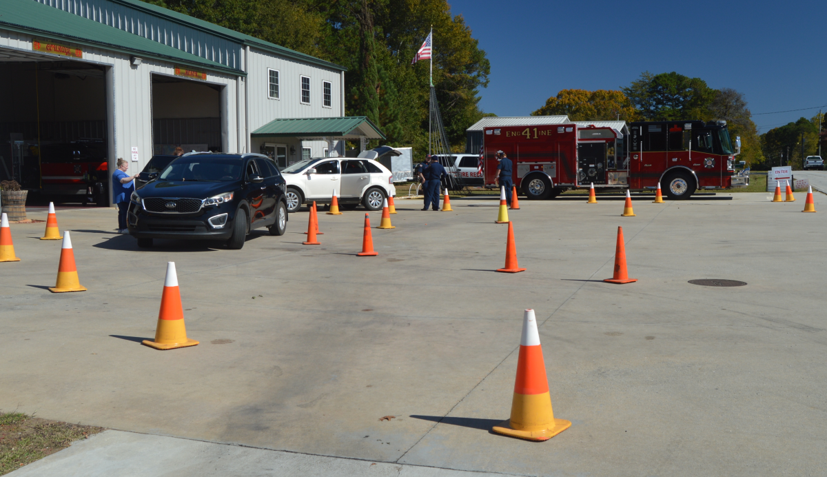 Cars getting car seats checked