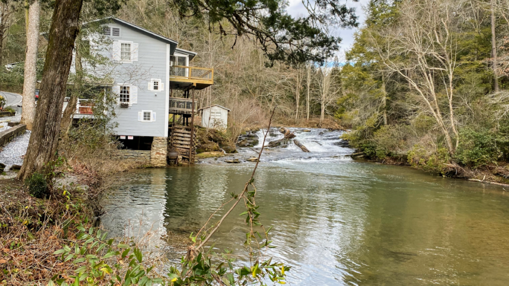 Mark of the Potter: A blend of artistry and hospitality beckons visitors