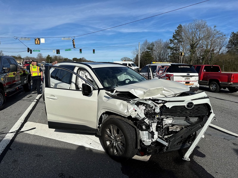 12.21.23 PR447 Wreck in Hollywood 1