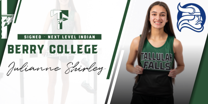 Julianne Shirley signs with Berry
