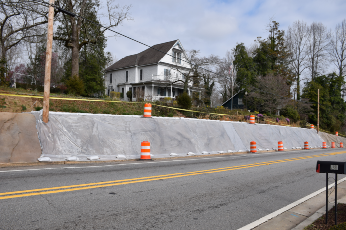 Demorest wall w-plastic