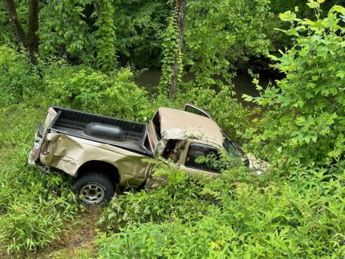 197N wreck at Soque-truck