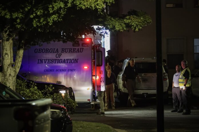 Cameron Place Apartments shooting27