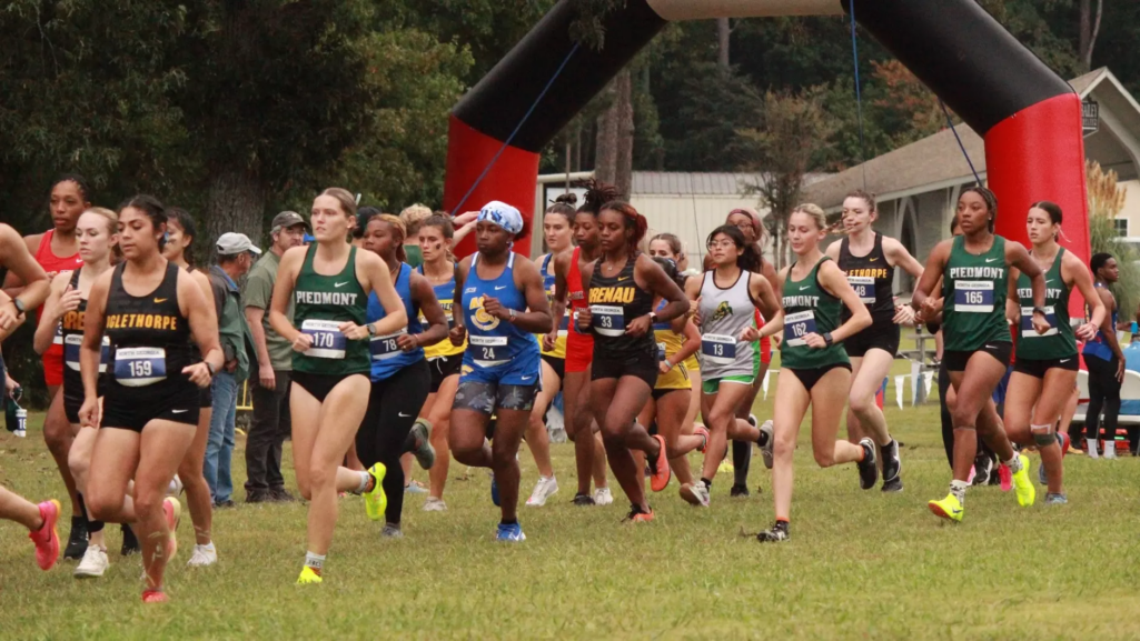 Women’s cross country takes on Converse Kickoff