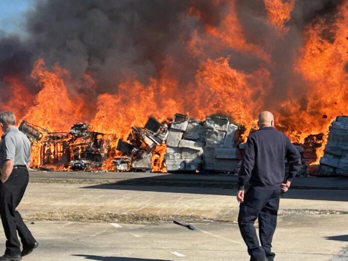 Pottery Road fire in Commerce1