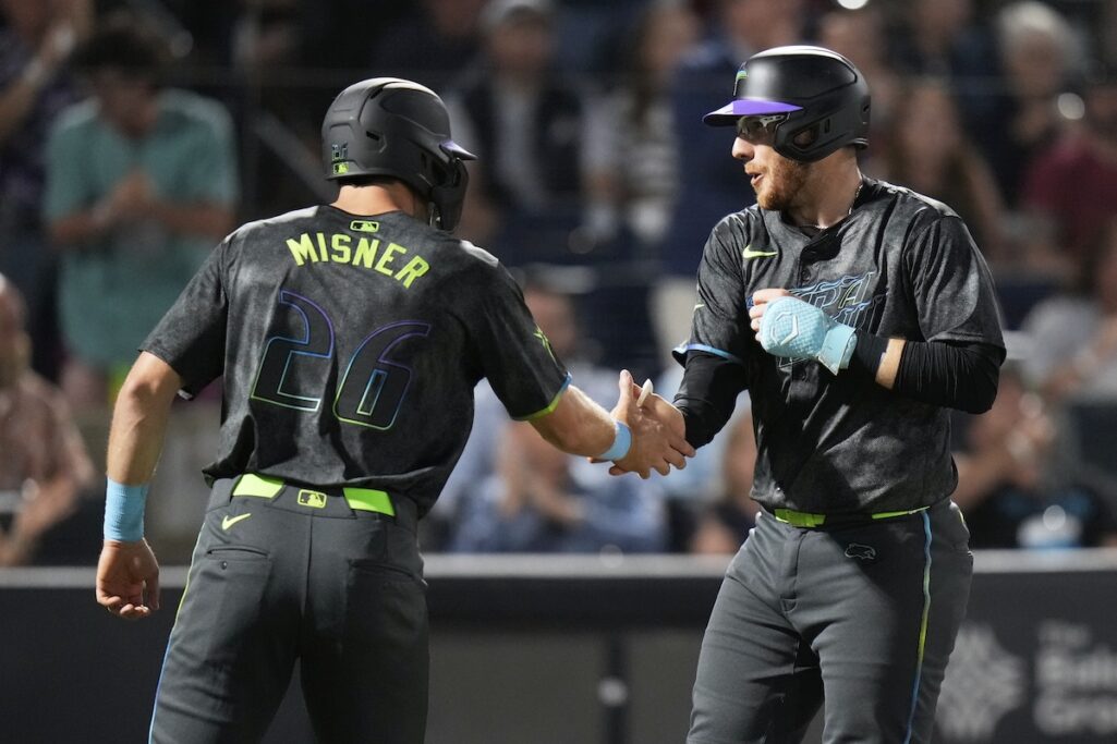 Danny Jansen homers and drives in 4 runs to help the Rays to a 6-3 win over the Braves