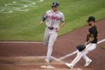 Matt Olson homers, scores winning run on wild pitch in 11th as Braves top Pirates 3-2