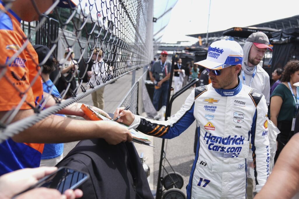 Kyle Larson’s barnstorming includes commuting between 3 tracks for IndyCar and NASCAR