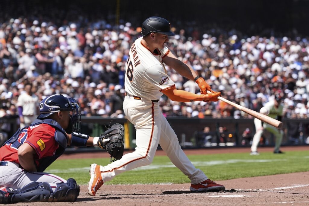 Matt Chapman hits 2-run HR in 9th to give Giants 3-2 win over Braves