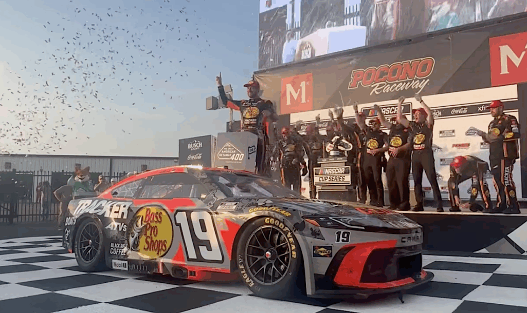 Chase Briscoe holds off Joe Gibbs Racing teammate Denny Hamlin to win at Pocono