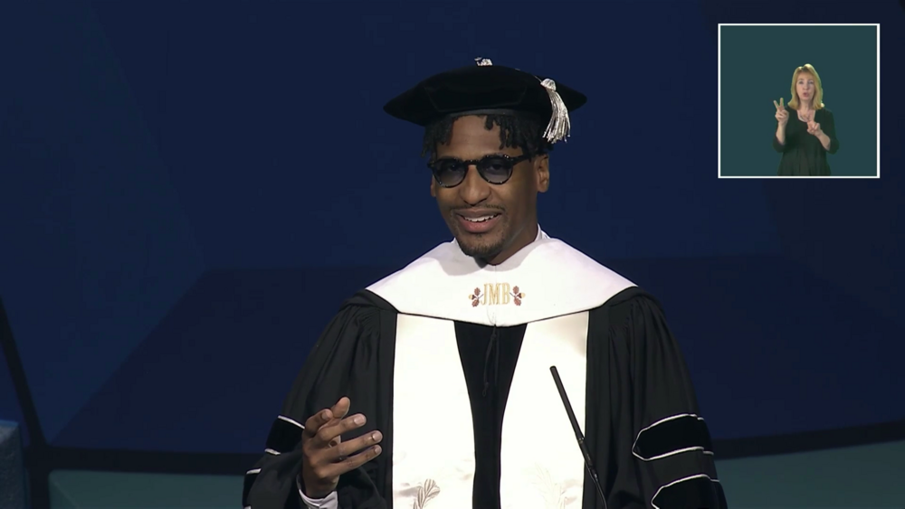 Jon Batiste addresses SCAD Classe of 2025