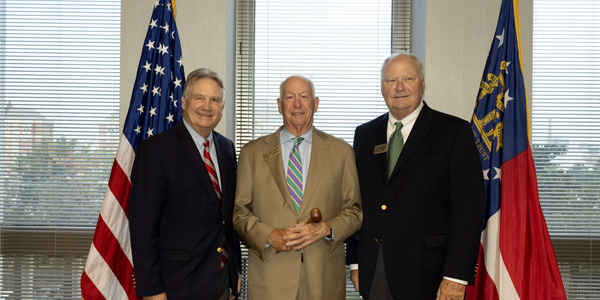 2b0f4581-7b3b-b434-e6f6-a3b6ddc3de98