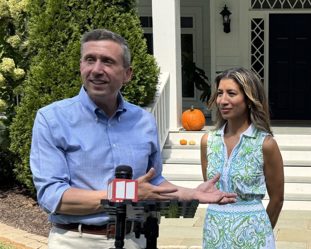 Democrats’ chief visits Georgia to campaign with state Senate candidate as runoff enters homestretch