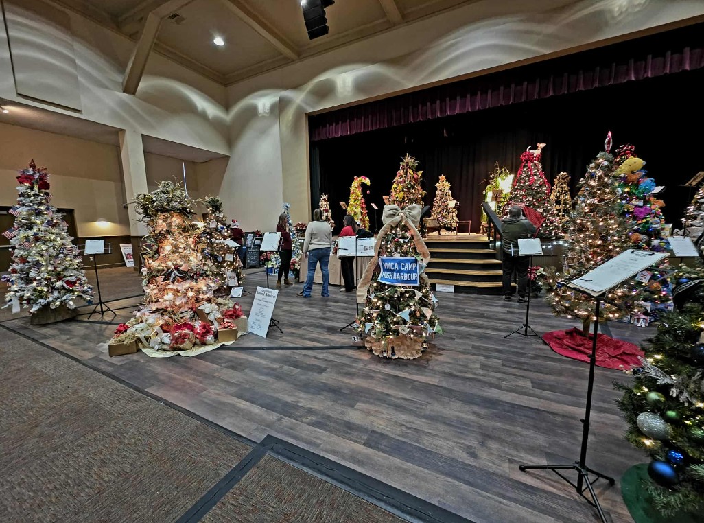 Clayton lights the way for a downtown Christmas